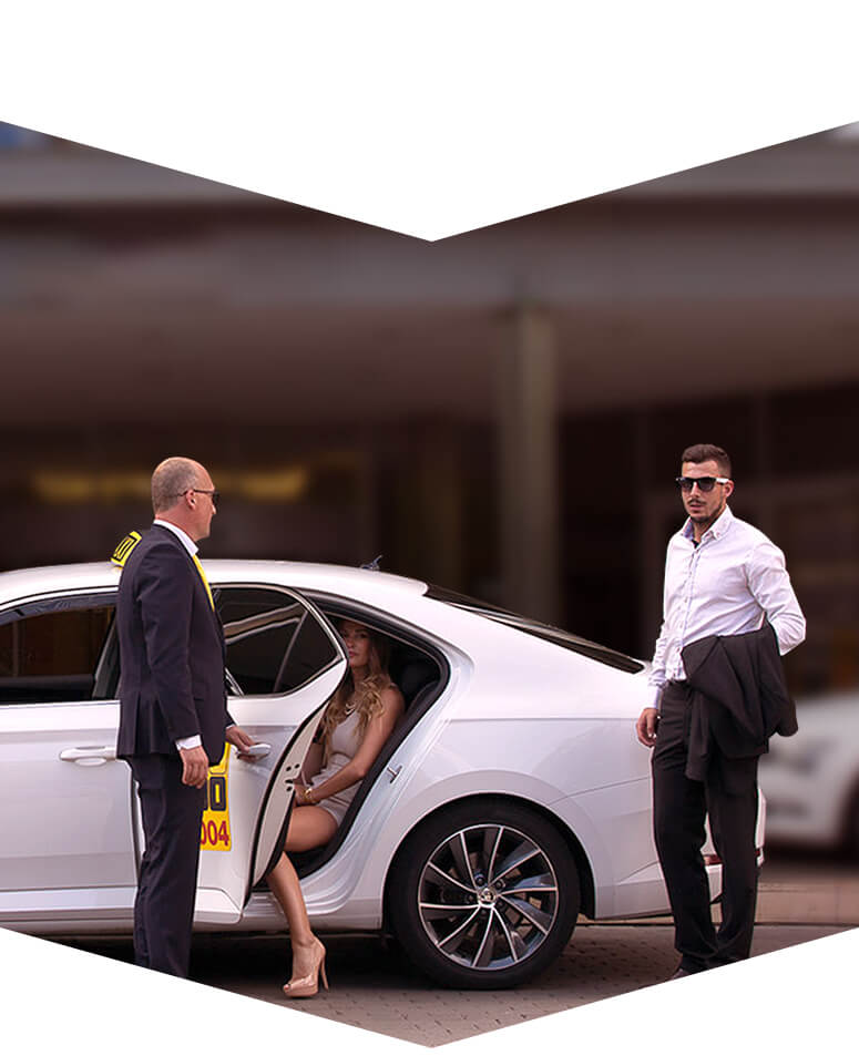 Taxi pro firmy - výstup pasažéra